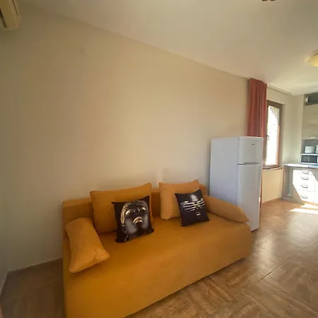 Apartment Royal Bay 6 Sea View