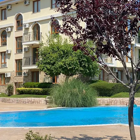 Royal Bay 6 Sea View Apartment Sveti Vlas