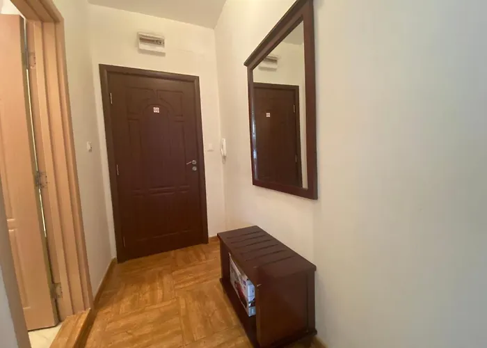 Апартамент Royal Bay 6 Sea View Свети Влас