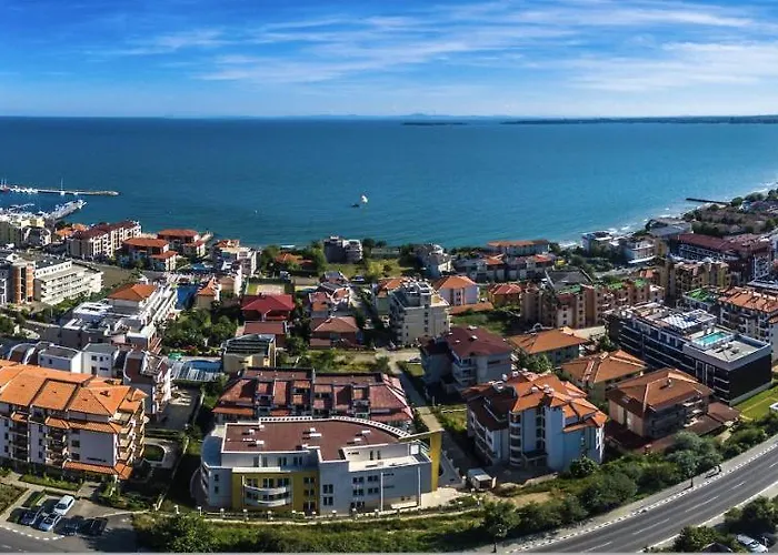 Апартамент Royal Bay 6 Sea View