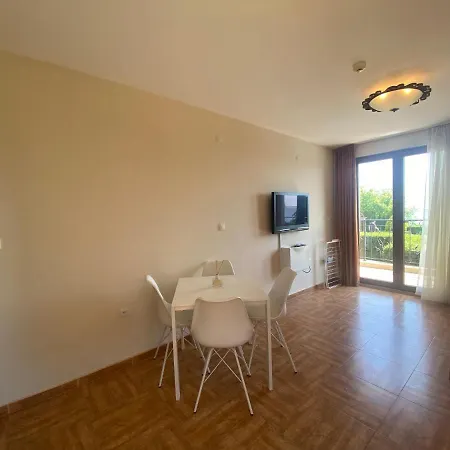 Royal Bay 6 Sea View Lejlighed *