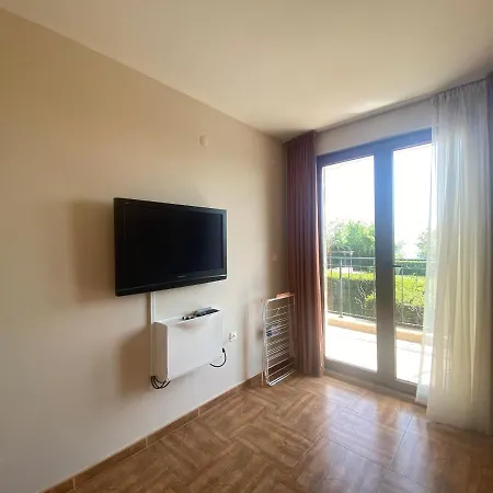 Royal Bay 6 Sea View Lejlighed *