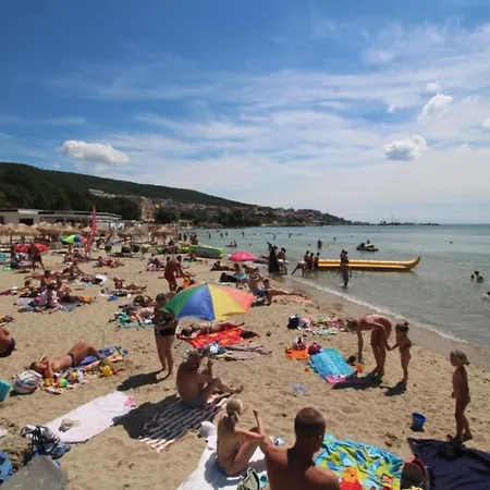 Royal Bay 6 Sea View Lejlighed *